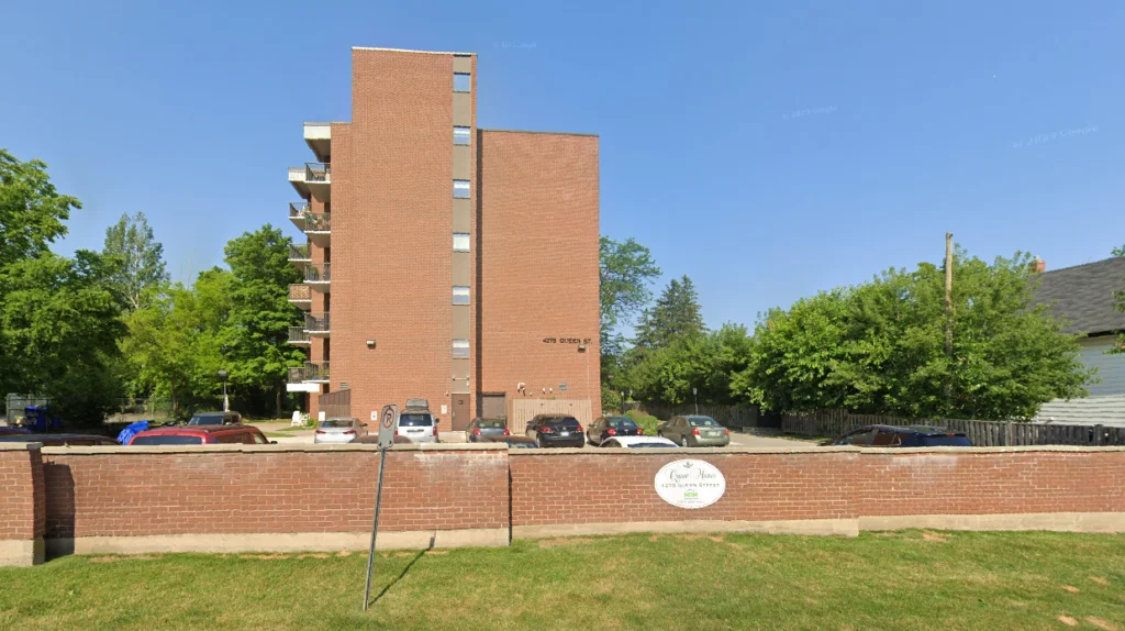 Professional Cleaning, Janitorial, and Maintenance Services throughout the Golden Horseshoe - Superintendent, Janitorial, Maintenance, and Cleaning Services offered at Beamsville location